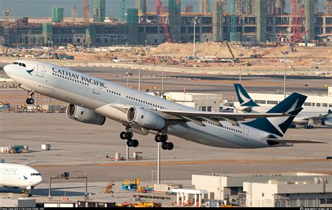 B Hlr Cathay Pacific Airbus A Photo By Paiyuan Peng Id