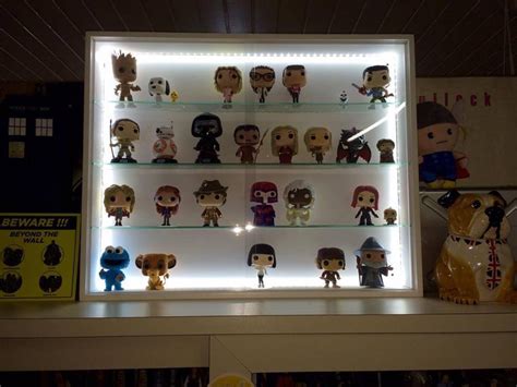 Funko Pop Expositor Estante Figuras Bonecos Coleção Led cx 400