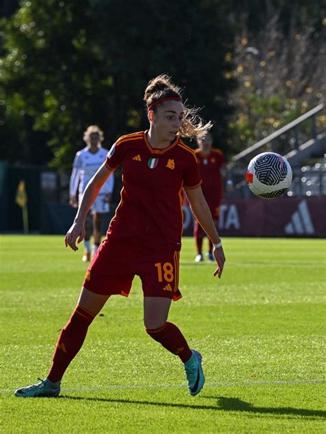 Roma Women Fiorentina Hard Fought Victory In The Capital As Roma