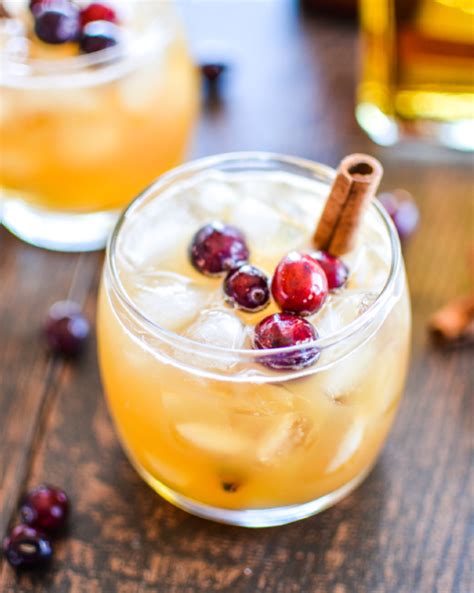 50 Best Fall Cocktails Easy Recipes For Fall Drinks