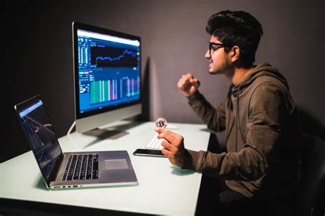 8 Best Crypto Exchanges by Trading Volume, Fees & Security