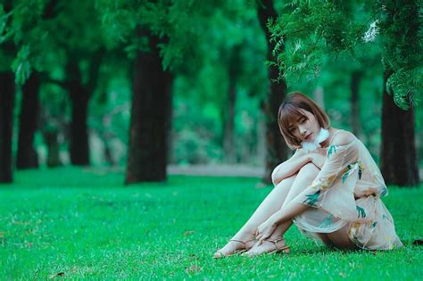 Asian Women Model Depth Of Field Flower Dress Grass Trees