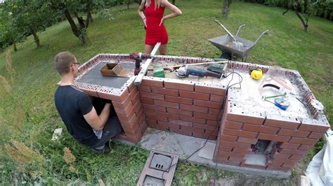 Grilo wędzarnia ogrodowa budowa timelaps zdjęcia Smokehouse BBQ