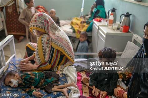 Malnutrition Hospital Stock Fotos Und Bilder Getty Images