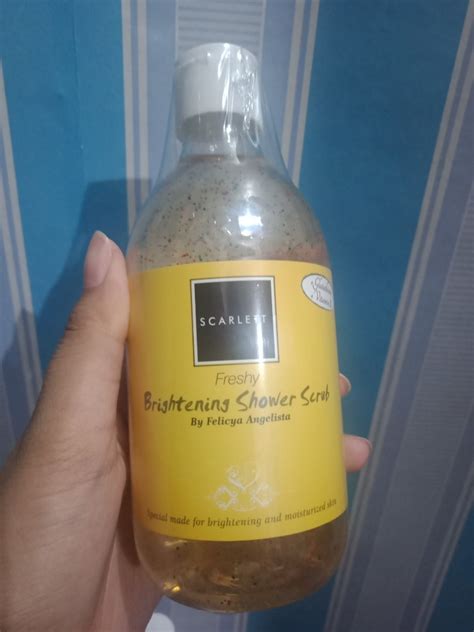 SCARLET BRIGHTENING SHOWER SCRUB On Carousell