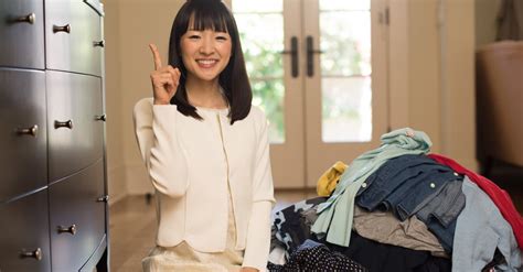 Everyone Is Obsessed With Tidying Up With Marie Kondo 22 Words