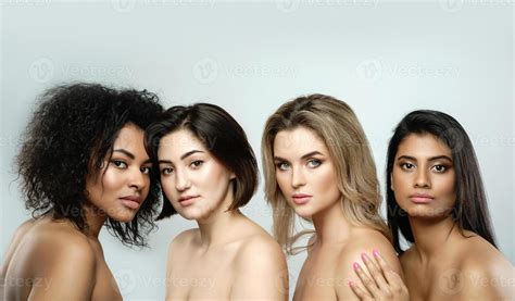 Multi-ethnic beauty and friendship. Group of beautdifferent ethnicity ...