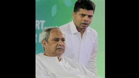 Odisha Naveen Patnaiks Ex Private Secretary VK Pandian Joins BJD