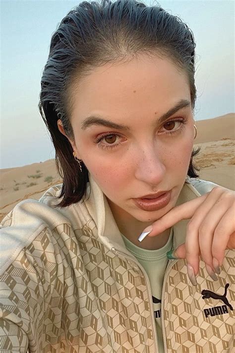 These Brunette Bob Hairstyles Are Persuading Me To Cut My Hair Skill Magazine