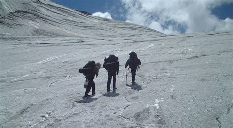 Experience the Thrill of a Himachal Trekking Adventure