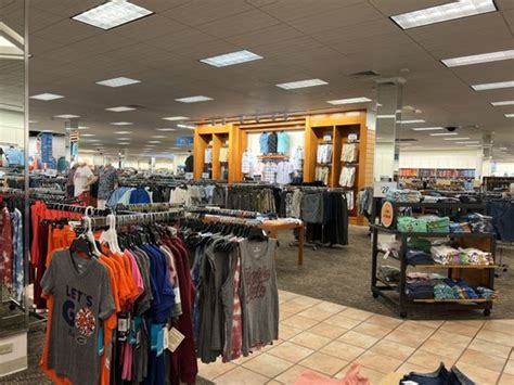 Bealls Department Store Updated January 2025 2104 James L Redman