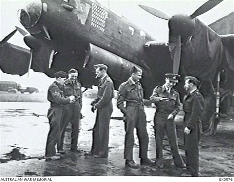 Lincolnshire England 1943 09 09 Crew Of N For Nuts A Lancaster