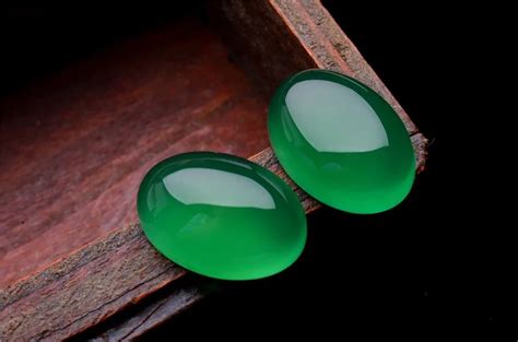 Natural Oval Cut Flat Back Cabochon Chrysoprase Gemstone Green