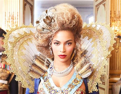 Beyoncé Announces World Tour Hype My