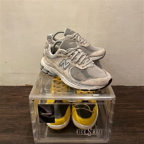 NB2002R, Men's Fashion, Footwear, Sneakers on Carousell