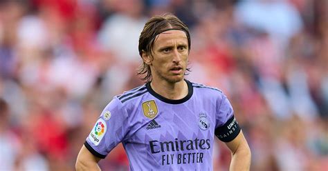 Official Modric Signs Contract Extension With Real Madrid Managing