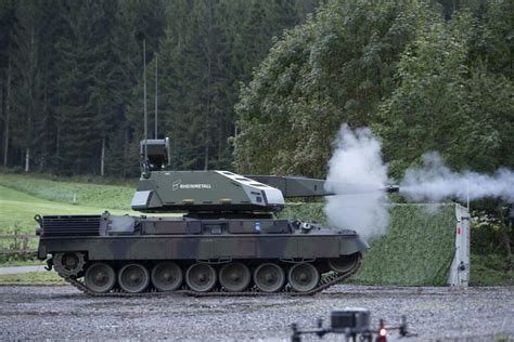 Rheinmetall Premieres Skyranger 35 Mounted On Leopard 1 Chassis