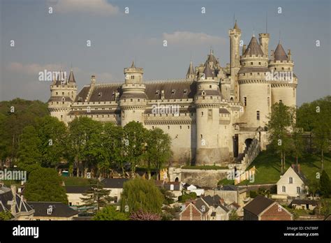 Pierrefonds Castle Hi Res Stock Photography And Images Alamy