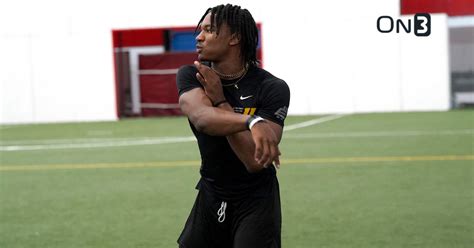 Wolverine TV: Training Clips Of Michigan QB Signee Alex Orji - On3