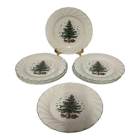 Vintage Nikko Happy Holiday” Christmas Tree Dinner Plates Set Of 8