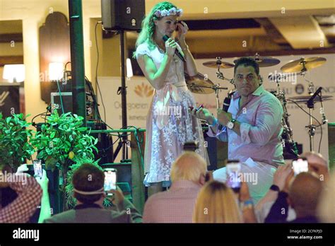 VERLOBUNG HOT BANDITOS Sänger Silva Gonzalez Sängerin Stefanie Schanzleh Jahre Hofbräu