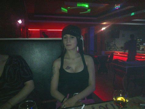 Turkish Brunette Milf Mature Porn Photo