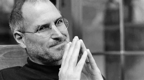 40 anos depois cartão de visita de Steve Jobs vendido por cerca de 166