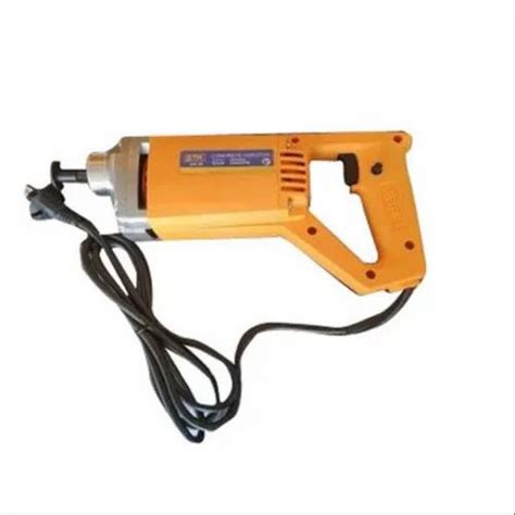 Semi Automatic Electric Concrete Vibrator Capacity 25 Mm Needle