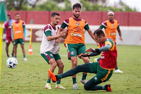 V Deo Gola Os No Treino Renova O De Felipe Melo E Mais Veja Como