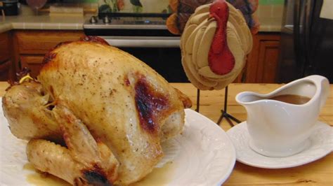 New How To Cook A Turkey Oven Roasted Turkey Easy Thanksgiving Turkey The Hillbilly