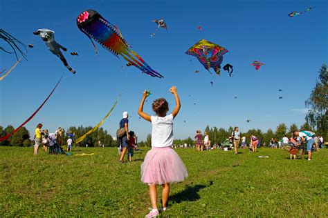 Uks Largest Kite Flying Festival In Aid Of Afghanistan This Weekend