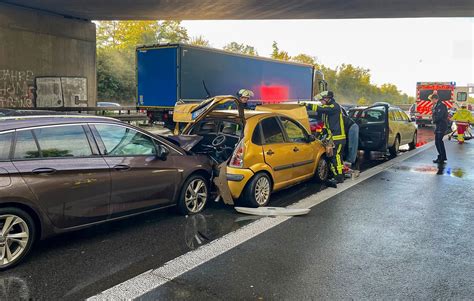 Blaulicht Meldungen der Feuerwehr Bochum Fünf Verletzte bei