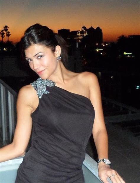 Glamorous Girls Archana Vijaya IPL Anchor Hot Photos