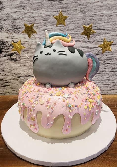 Cat Donut Cake