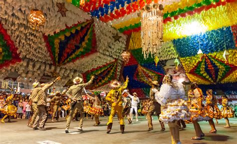 Quais São As Influências Culturais Presentes Nas Festas Juninas Brasileiras - Festas Juninas no Brasil: tradição e diversidade cultural | Segue Viagem