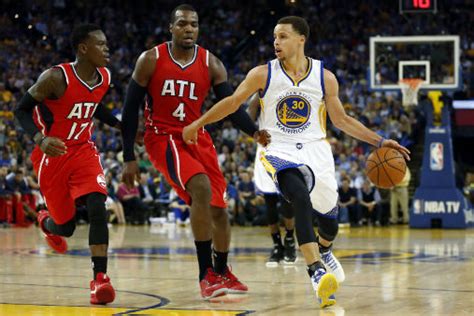 Warriors shoot down Hawks in duel of top teams | ABS-CBN News