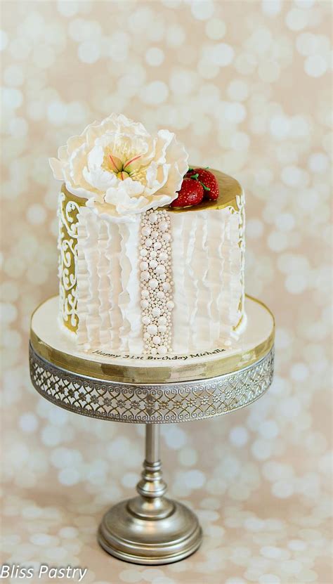 Ruffles And Pearls Decorated Cake By Bliss Pastry Cakesdecor