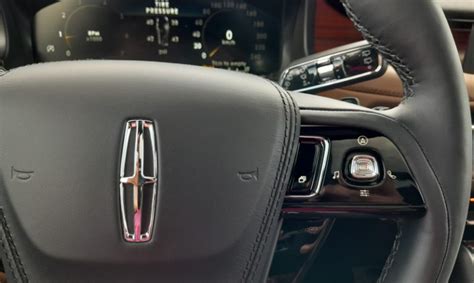 2023 Lincoln Aviator Reserve Review