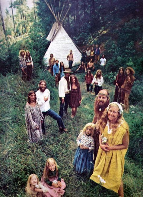 Phong cách hippie: Bắt nguồn & phát triển - ELLE.VN
