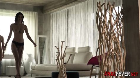 Pretty European Has Hardcore Anal