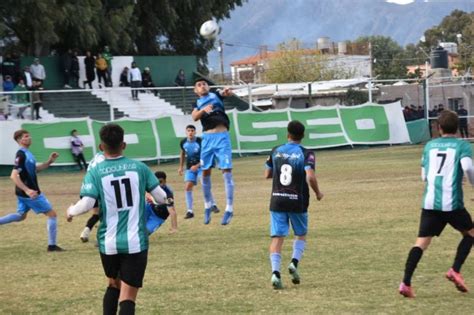 El Puntero Sigue Sumando Ciudad Empat Con Estudiantes En Su Visita A