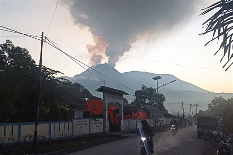 Erupcja Wulkanu W Indonezji Portal I Pl