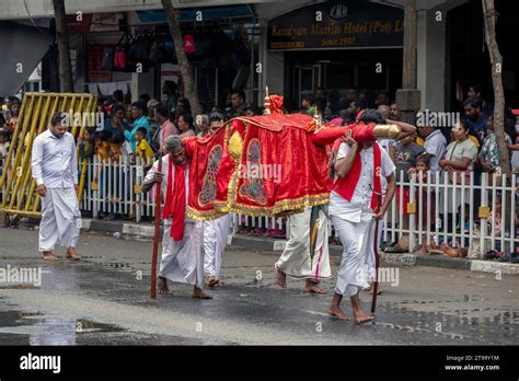 Palanquin Carriers Randoli Move Along The Streets Of Kandy In Sri