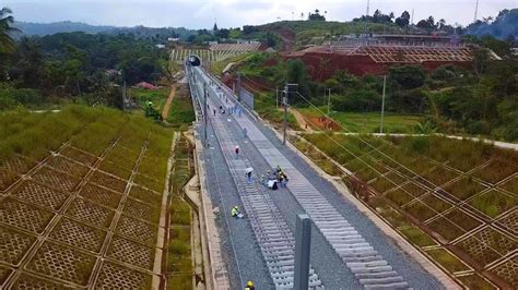 Drone Live Terkini Tunnel Dk Persiapan Pemasangan Rel Arah Jakarta