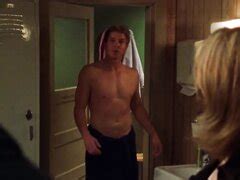 NAKED WORKING POLICE STATION LOCKER ROOM ThisVid