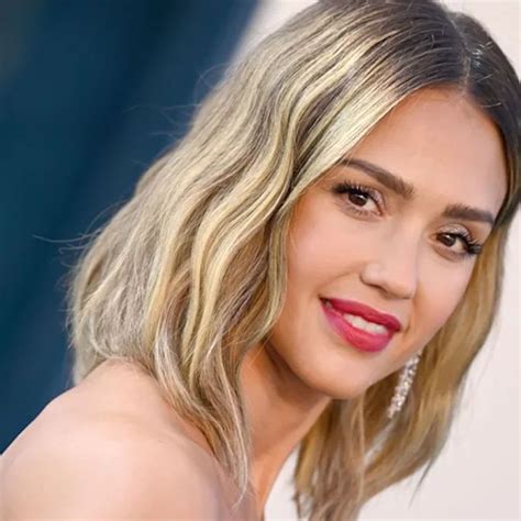 Jessica Alba News And Pictures Of The Honest Company Owner And Fantastic