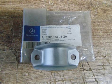 Mercedes-Benz CLK C209 Rear Torsion Bar Bracket A2023230526 OEM for ...