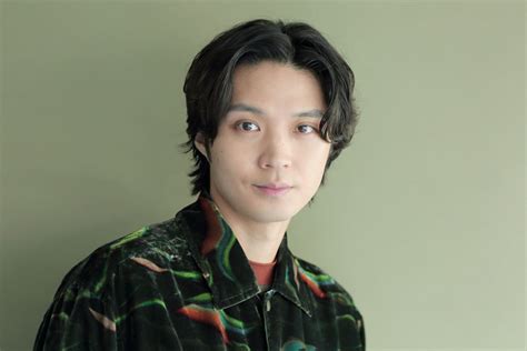 磯村勇斗、『何食べ』“ジルベール”の第一印象は「とんでもない猛獣」 Lgbtq＋題材ドラマ出演の覚悟とは 1ページ目 ドラマ インタビュー ｜クランクイン！