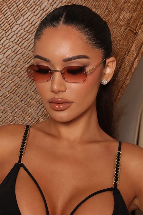 Oh How You Remind Me Sunglasses Brown Combo Fashion Nova