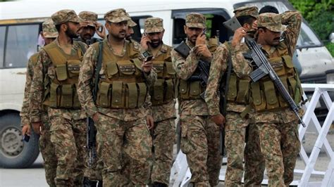 Pakistan Air Force Army On High Alert Lines Border With F 16 Fighters